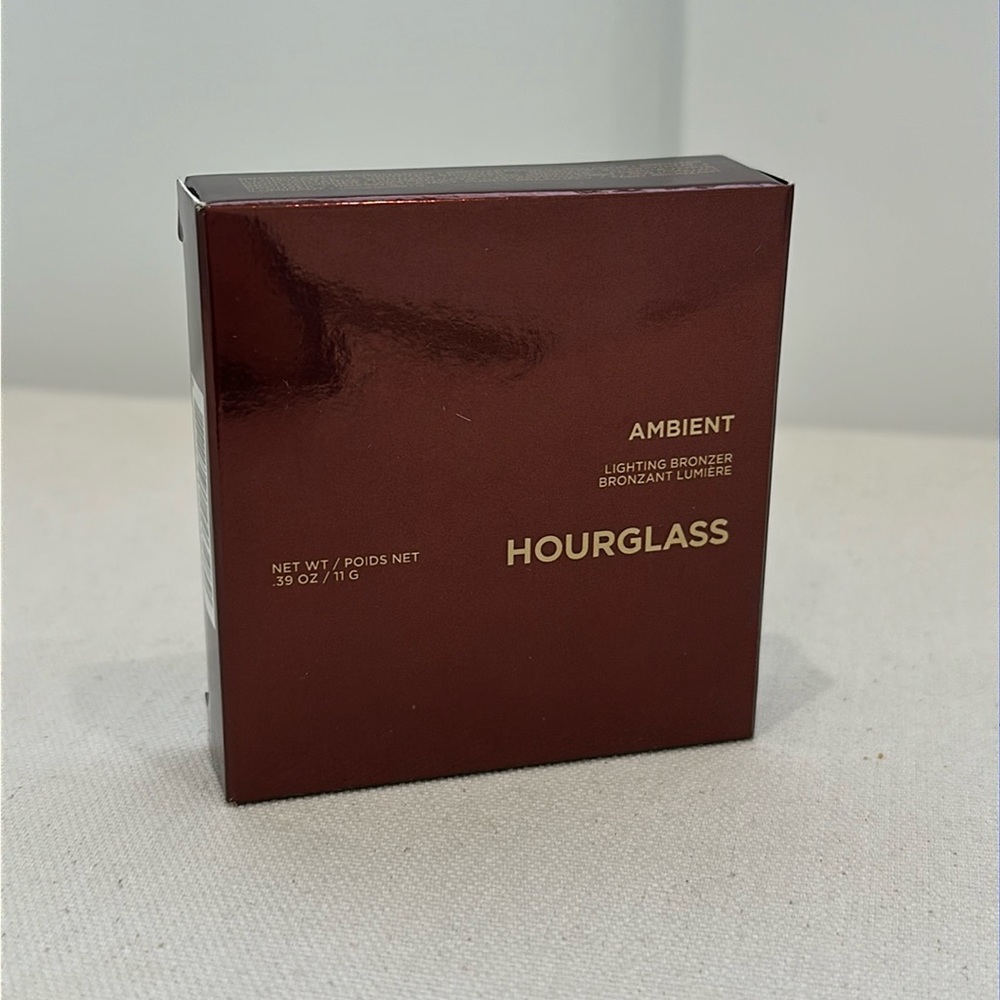 Hourglass Ambient Lighting Bronzer
